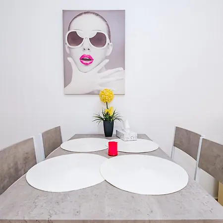 Catherine Bilbao Apartment Torrevieja